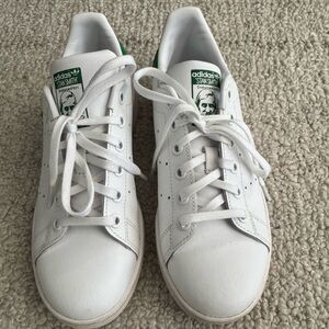 Stan Smith classic green big boys 5 women’s 7- ortholite insert